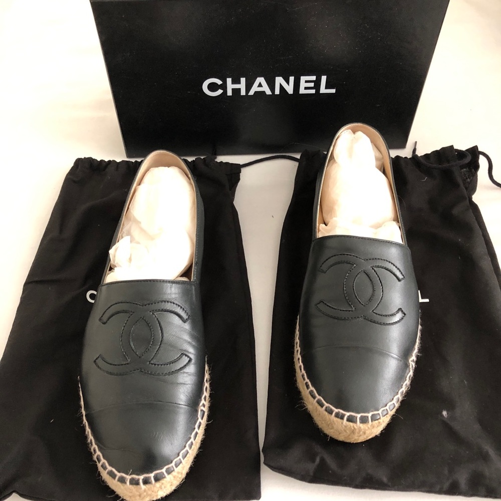 GUC Chanel espadrilles in black lambskin leather
